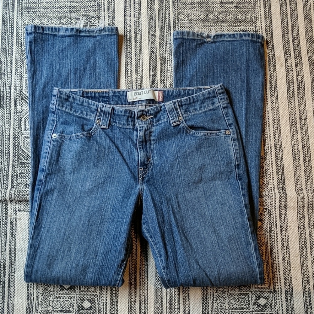 Levi bootcut jeans size 8 m